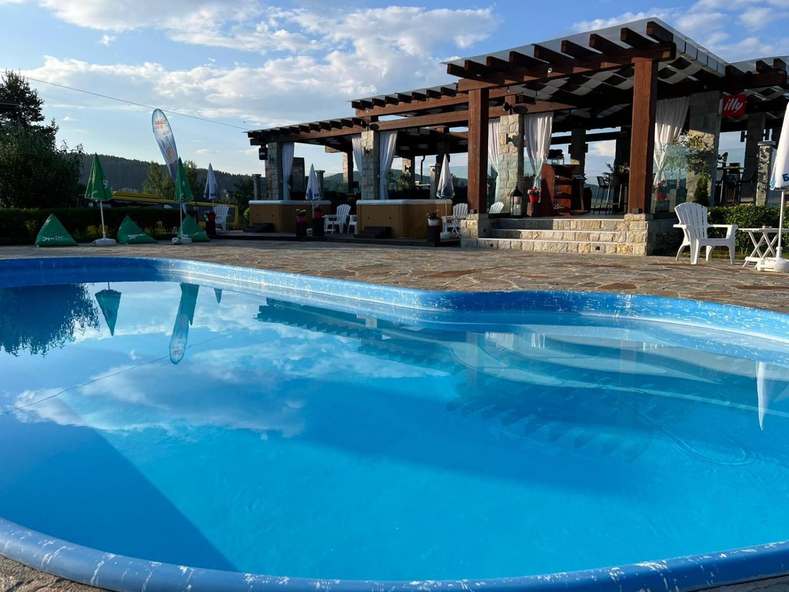 Family Eterno Hotel